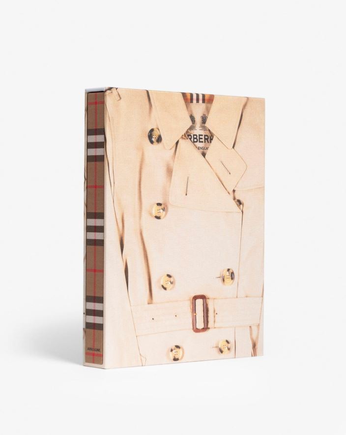 LIBRO BURBERRY