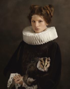 MUJER ZARIGUELLA